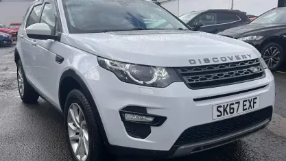 Used Land Rover Discovery Sport SE 180 HP (132 kW) 2017 White SUV
