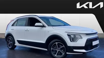 Used Kia Niro 129 HP (94 kW) 2025 White SUV