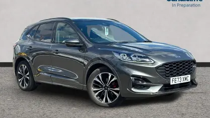 Second-hand Ford Kuga ST-Line X 225 CP (165 kW) 2023 Gri SUV