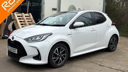 Used Toyota Yaris Hybrid Design 116 HP (85 kW) 2026 Hatchback
