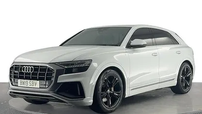 Used Audi Q8 S-Line 286 HP (210 kW) 2019 White SUV