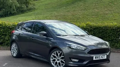 Usado Ford Focus Zetec 125 HP (91 kW) 2016 Citadino