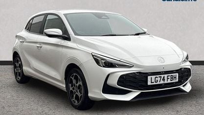 Używany MG MG3 Trophy 194 KM (142 kW) 2024 Biały Hatchback