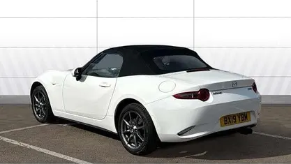 Used Mazda MX5 132 HP (97 kW) 2019 White Cabriolet