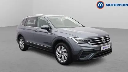 Used VW Tiguan Allspace Life 150 HP (110 kW) 2023 Silver SUV