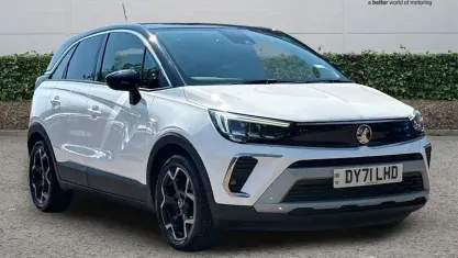 Used Vauxhall Crossland Elite 83 HP (61 kW) 2021 White SUV