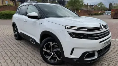 Używany Citroën C5 Shine 226 KM (166 kW) 2022 Hatchback