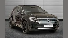 Black Used 2023 VW Touareg R-line SUV | £43,990 (Fair price)