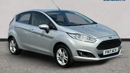 Used Ford Fiesta Zetec 82 HP (60 kW) 2017 Silver Hatchback