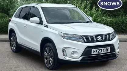 Gebraucht Suzuki Vitara SZ-T 116 PS (85 kW) 2023 Weiß SUV