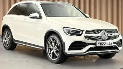 Used Mercedes GLC300 AMG line 245 HP (180 kW) 2022 Diamond white SUV