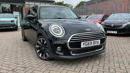 Used Mini Cooper Exclusive 136 HP (100 kW) 2019 Black Hatchback