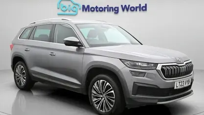 Begagnad Skoda Kodiaq SE L Executive 150 HK (110 kW) 2023 Grå SUV