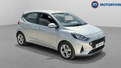 Used Hyundai i10 SE 84 HP (61 kW) 2022 Silver Hatchback