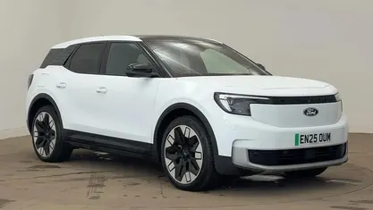 Used 2025 Ford Explorer Premium SUV | £33,999 (Fair price)