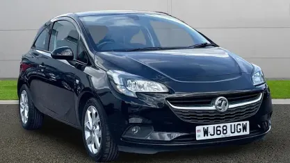 Second-hand Vauxhall Corsa 75 CP (55 kW) 2017 Negru Hatchback