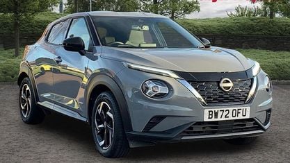 Używany Nissan Juke N-Connecta 143 KM (105 kW) 2023 Szary SUV