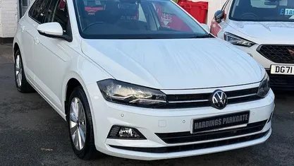 Used VW Polo SEL 95 HP (69 kW) 2021 White Hatchback