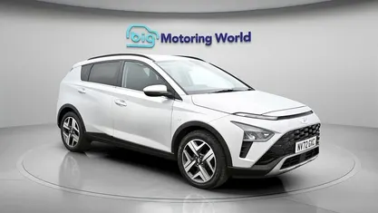 Used Hyundai Bayon Premium 101 HP (74 kW) 2023 Silver SUV