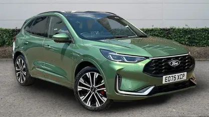 Used Ford Kuga ST-Line X 242 HP (177 kW) 2025 Green SUV