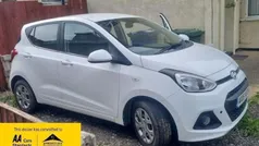 White Used 2016 Hyundai i10 SE Hatchback | £7,780 (Fair price)
