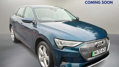 Used 2022 Audi e-tron SUV | £16,650 (Super price)