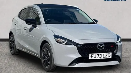 Używany Mazda 2 Homura-Aka 90 KM (66 kW) 2024 Hatchback