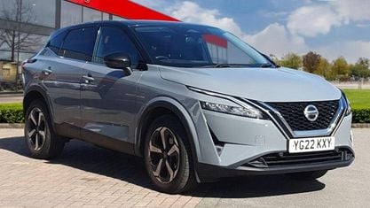 Używany Nissan Qashqai N-Connecta 140 KM (102 kW) 2022 Szary SUV