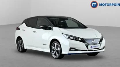 Used Nissan Leaf 160 kW (218 HP) 2019 White Hatchback