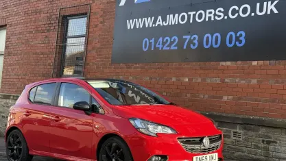 Used Vauxhall Corsa SRi 90 HP (66 kW) 2019 Red Hatchback