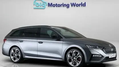 Used Skoda Octavia vRS 245 HP (180 kW) 2024 Grey Estate