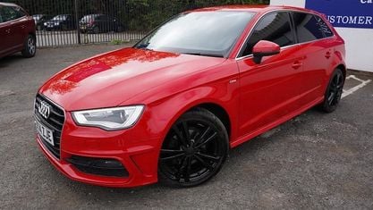 Begagnad Audi A3 Sportback S-Line 150 HK (110 kW) 2014 Röd Halvkombi