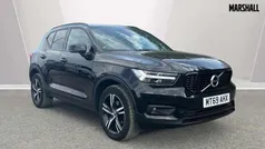 Onyx black Used 2019 Volvo XC40 R-Design SUV | £21,270 (Fair price)