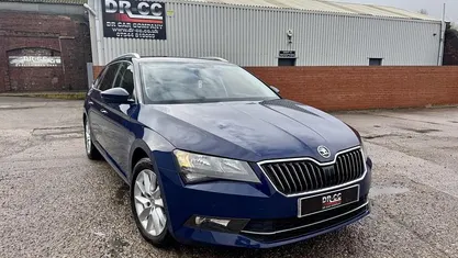 Used Skoda Superb SE Technology 150 HP (110 kW) 2017 Blue Estate
