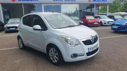 Usado Vauxhall Agila 94 HP (69 kW) 2013 Monovolume