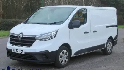 Used Renault Trafic Business 131 HP (96 kW) 2023 White MPV
