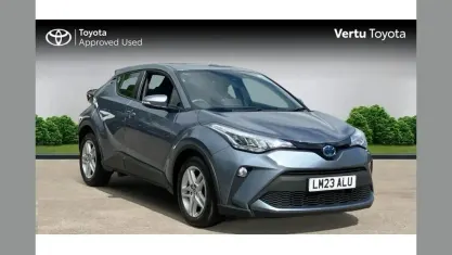 Second-hand Toyota C-HR 122 CP (89 kW) 2023 Gri SUV