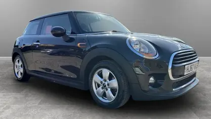 Used Mini Cooper Hatch 136 HP (100 kW) 2017 Black Hatchback