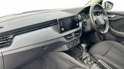 Used Skoda Kamiq SE 110 HP (80 kW) 2023 Candy white SUV