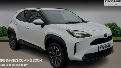 Used Toyota Yaris Hybrid Design 116 HP (85 kW) 2026 Estate