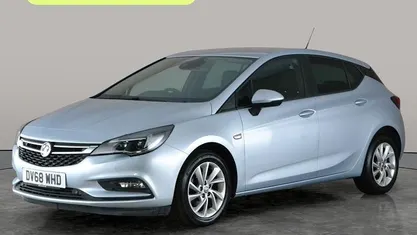 Used Vauxhall Astra 110 HP (80 kW) 2019 Silver Hatchback