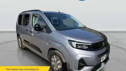 Used Vauxhall Combo Ultimate 100 kW (136 HP) 2026 MPV