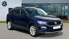 Atlantic blue metallic Used 2019 VW T-Roc SE SUV | £16,030 (Fair price)