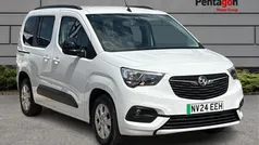 White Used 2023 Vauxhall Combo Design Edition MPV | £16,250 (Fair price)