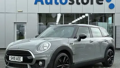 Usado Mini Cooper Clubman Sport 136 CV (100 kW) 2019 Familiar