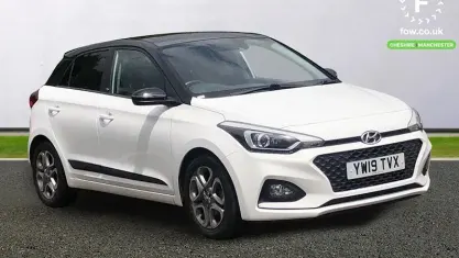 Used Hyundai i20 100 HP (73 kW) 2019 White Hatchback
