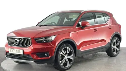 Używany Volvo XC40 Inscription 262 KM (192 kW) 2021 Czerwony SUV