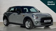 Used 2018 Mini Cooper Hatch Hatchback | £9,213 (Good price)