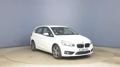 Used BMW 218 Sport Line 150 HP (110 kW) 2016 White Hatchback