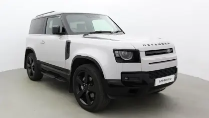Usado Land Rover Defender HSE Dynamic 349 HP (256 kW) 2024 SUV
